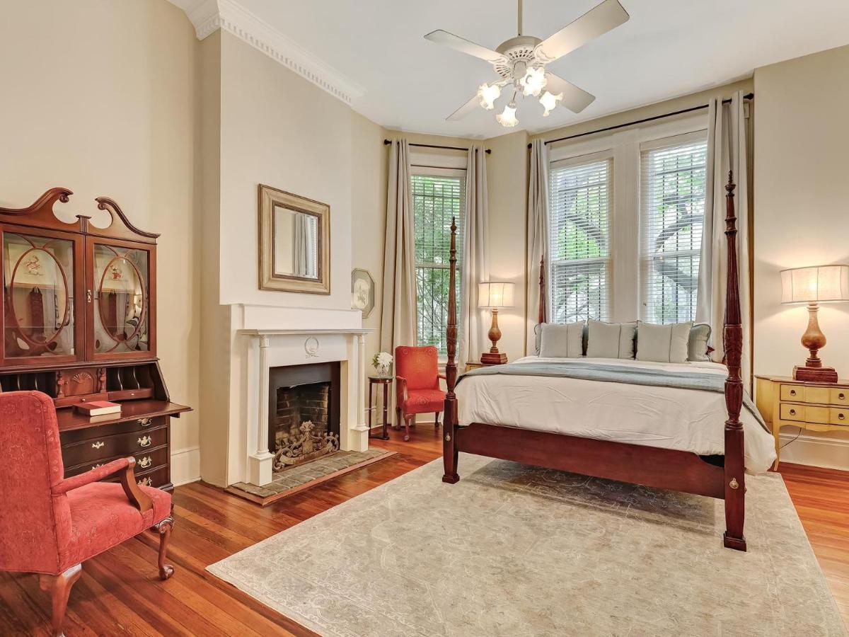 Parlor On Lafayette Villa Савана Екстериор снимка